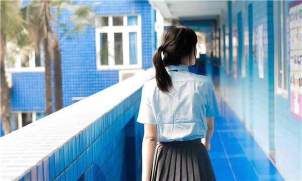 泰和如何找到一个可以帮助我生孩子的女人？